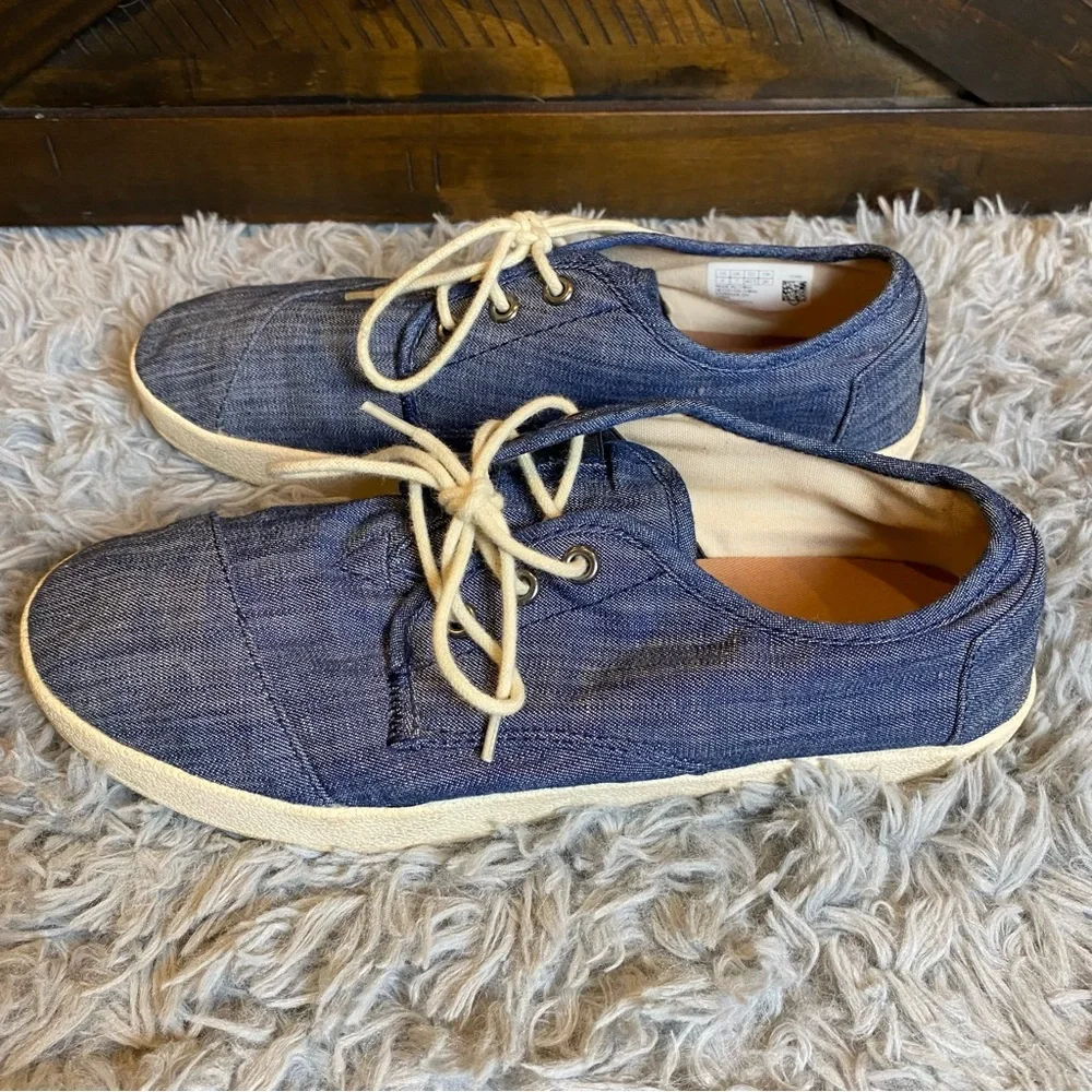 Toms Shoes Paseo Casual Sneakers Blue Canvas‎ Chambray Lace Up Women’s Size 8
